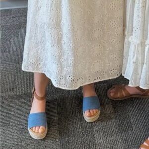 Denim and Tan Espadrille Sandals soda size 8